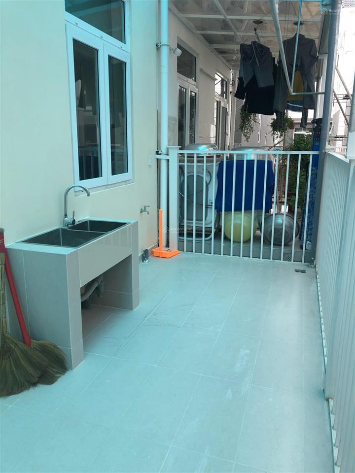 Nhà vườn giá tốt 110m², đầy đủ nội thất, sân vườn, sân để oto, sổ hồng