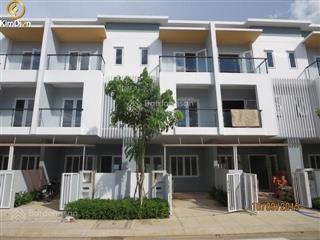 Giá ngộp nhất mega village khang điền 80m2, 1t 2l, nội thất, đường 20m, sổ hồng, kdc có bảo vệ