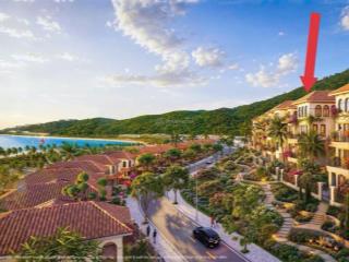Bán đơn lập view trọn viện biển 236m2 giá đất 11,8 tỷ
