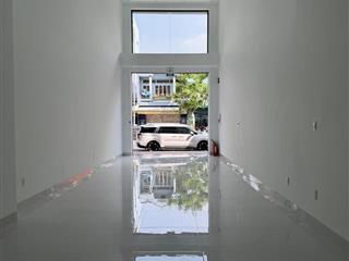 Cho thuê nhà nguyên căn mặt tiền 387 nguyễn văn luông, p.12, q.6  5 tầng  thang máy  pccc đầy đủ