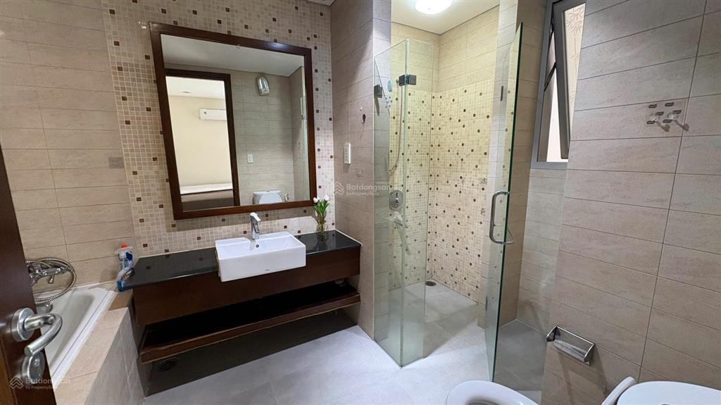 Cho thuê căn everrich, q. 11 2pn 110m2, 18tr/tháng vào ở ngay  0908 097 ***