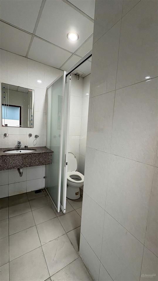 Cho thuê văn phòng the everrich i, 25 triệu, 110m2, quận 11, văn phòng trống vào kinh doanh ngay
