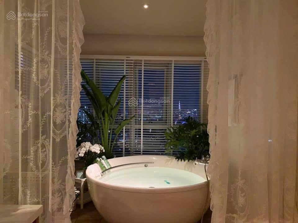 Penthouse  hàng nổi bật the everrich q11  căn 383m2 cần bán gấp giá 25,5 tỷ.  0908 097 ***