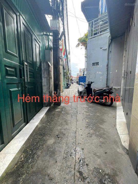 Cần bán nhà 284/28 Lê Văn Sỹ . DT: 4 x 25m, 2 tầng , hẻm thông 1 soẹt