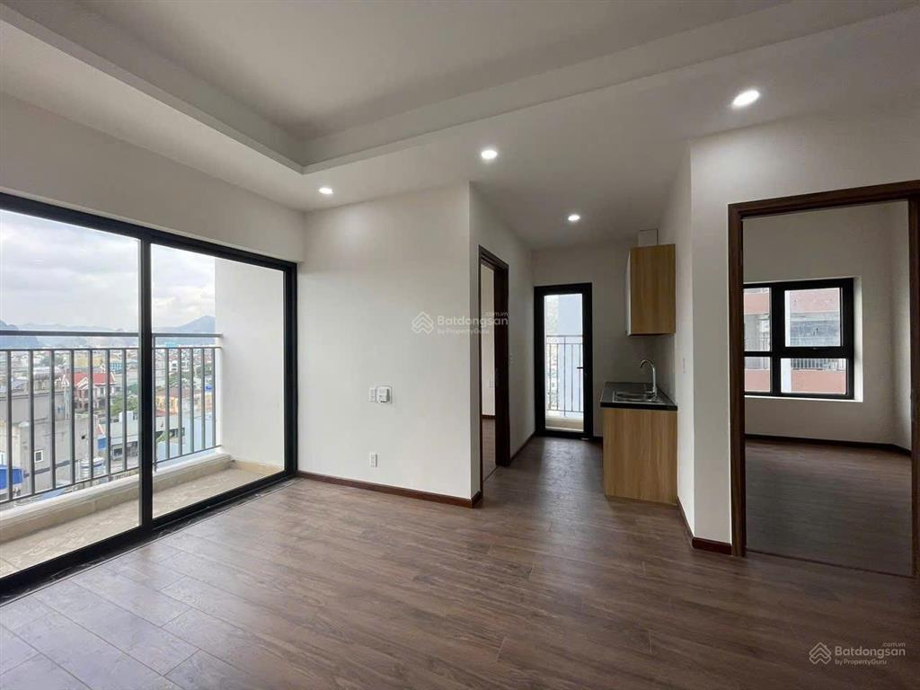 Chính chủ cần bán gấp căn hộ 2pn dự án luxcity cẩm phả giá chỉ 1,5 tỷ.  0964 301 ***
