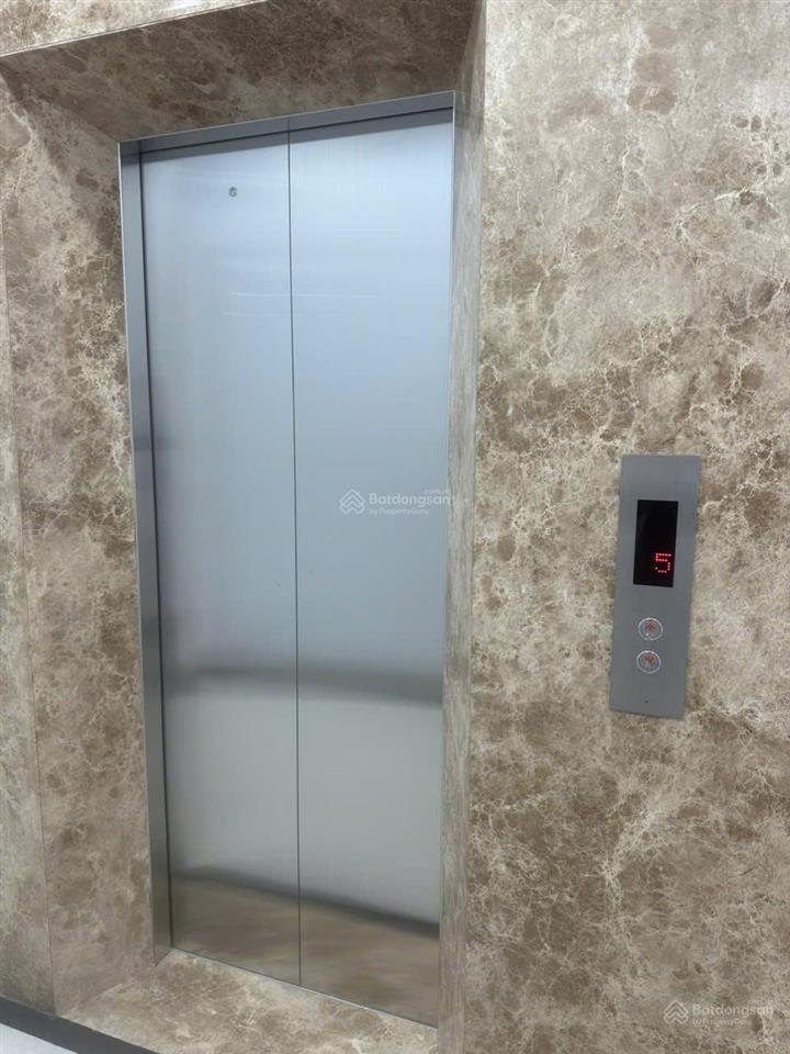 Cho thuê văn phòng 5 tầng mặt đường 33m tại di trạch hoài đức, giá chỉ 8 triệu/tháng