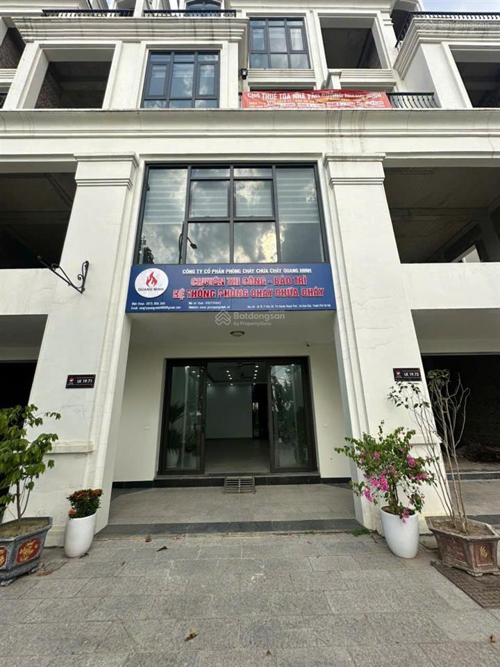 Cho thuê văn phòng 5 tầng mặt đường 33m tại di trạch hoài đức, giá chỉ 8 triệu/tháng