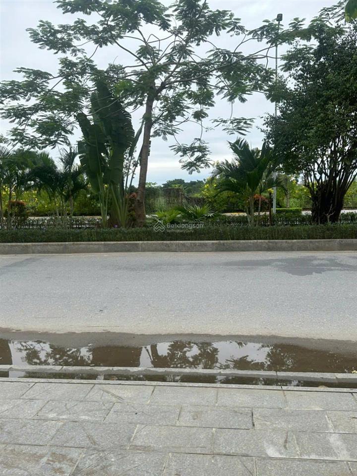 Cho thuê văn phòng 5 tầng mặt đường 33m tại di trạch hoài đức, giá chỉ 8 triệu/tháng