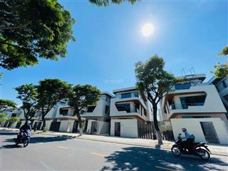 Bán nhanh biệt thự ven sông hàn giá chỉ hơn 60 tr/m2  quỹ đất vàng cuối cùng của đà nẵng