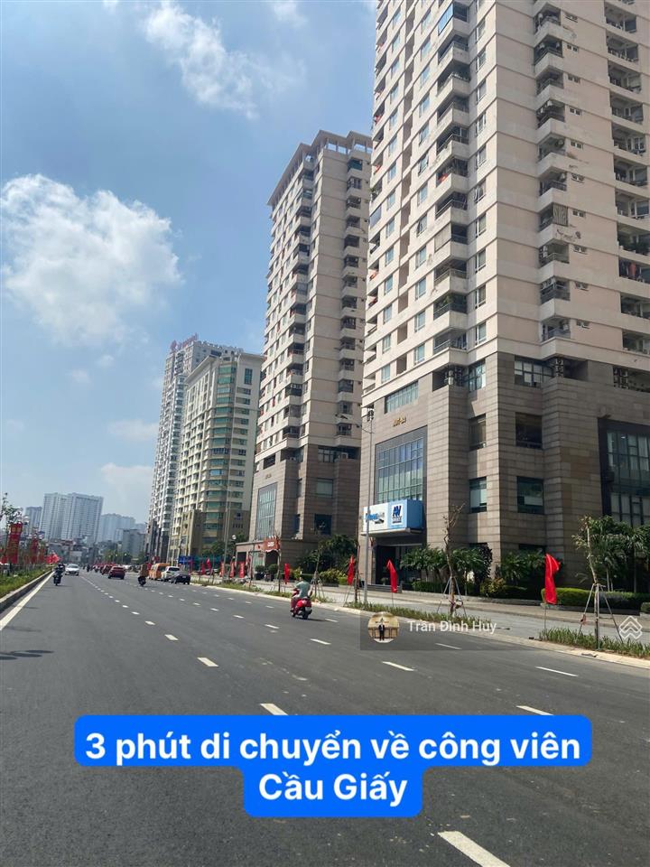 Mặt phố nguyễn văn huyên  mt 9m  vđ 2.5 mới. dt 106m2. giá 59.88 tỷ. gpxd 9 tầng