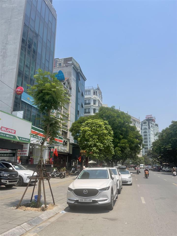 ( siêu phẩm )  9m mặt tiền  nhà phố nguyễn văn huyên. dt 106m2. giá 59.9 tỷ. gpxd 9 tầng