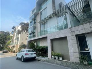 ( mặt tiền 14.5m ) bán nhà sát hồ tây. hiếm, vip, yên tĩnh. 165m2  giá 75 tỷ