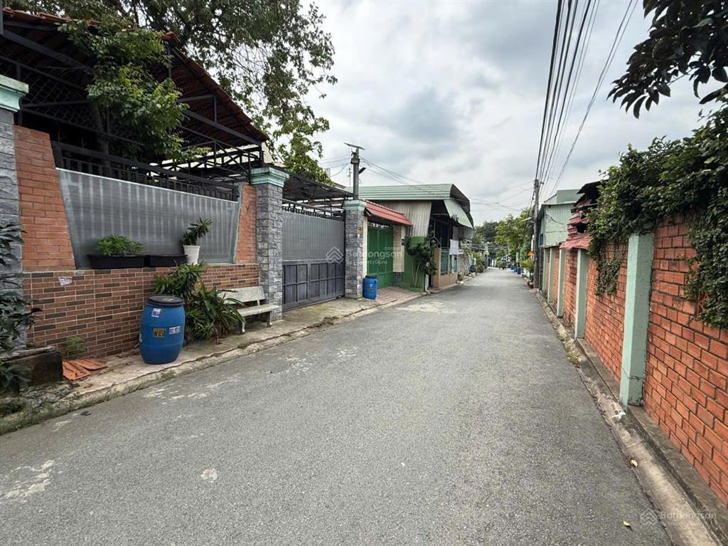 Bán lô đất thổ cư mặt đường nhựa 5m giáp ql1k gần làng đại học qg tp.hcm giá tốt chỉ 4.75 tỷ