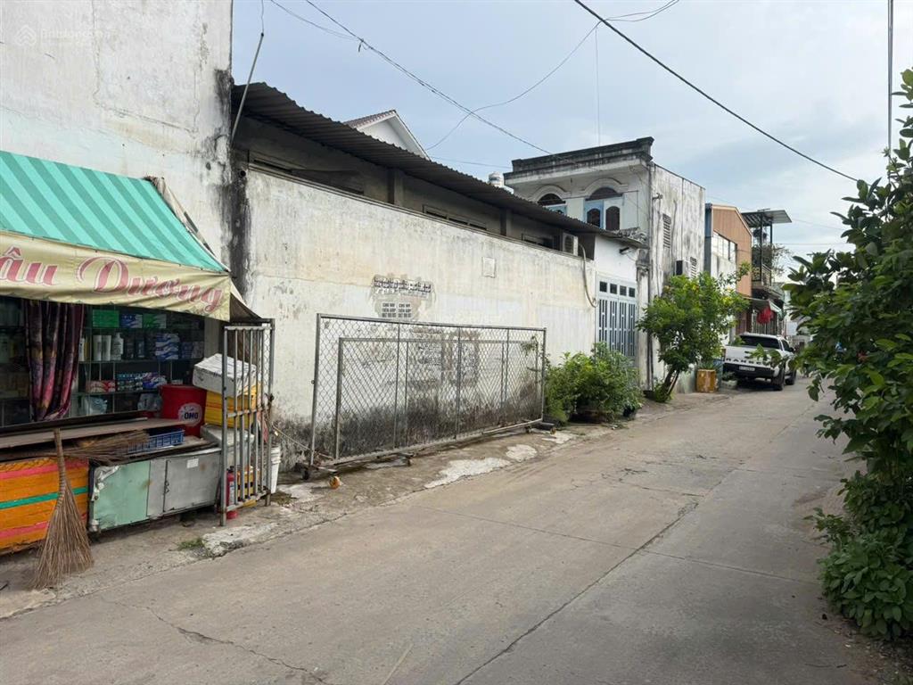 Bán nhà mặt tiền hai bà trưng, đông hòa kinh doanh sầm uất, giá tốt trong khu vực
