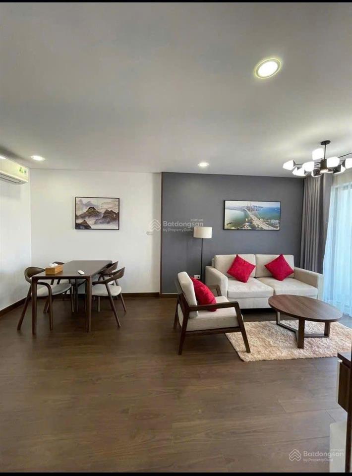 Cần bán căn 2 phòng ngủ, căn góc 74m2 tại ramada hạ long