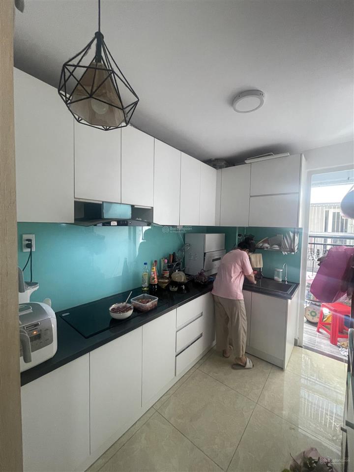 Chính chủ gửi bán căn góc 76m² 2pn 2wc tầng cao siêu thoáng chung cư hiệp thành building q12