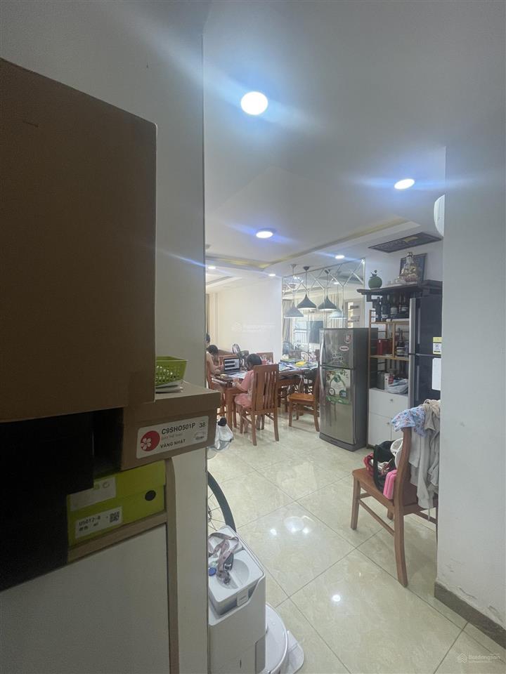 Chính chủ gửi bán căn góc 76m² 2pn 2wc tầng cao siêu thoáng chung cư hiệp thành building q12