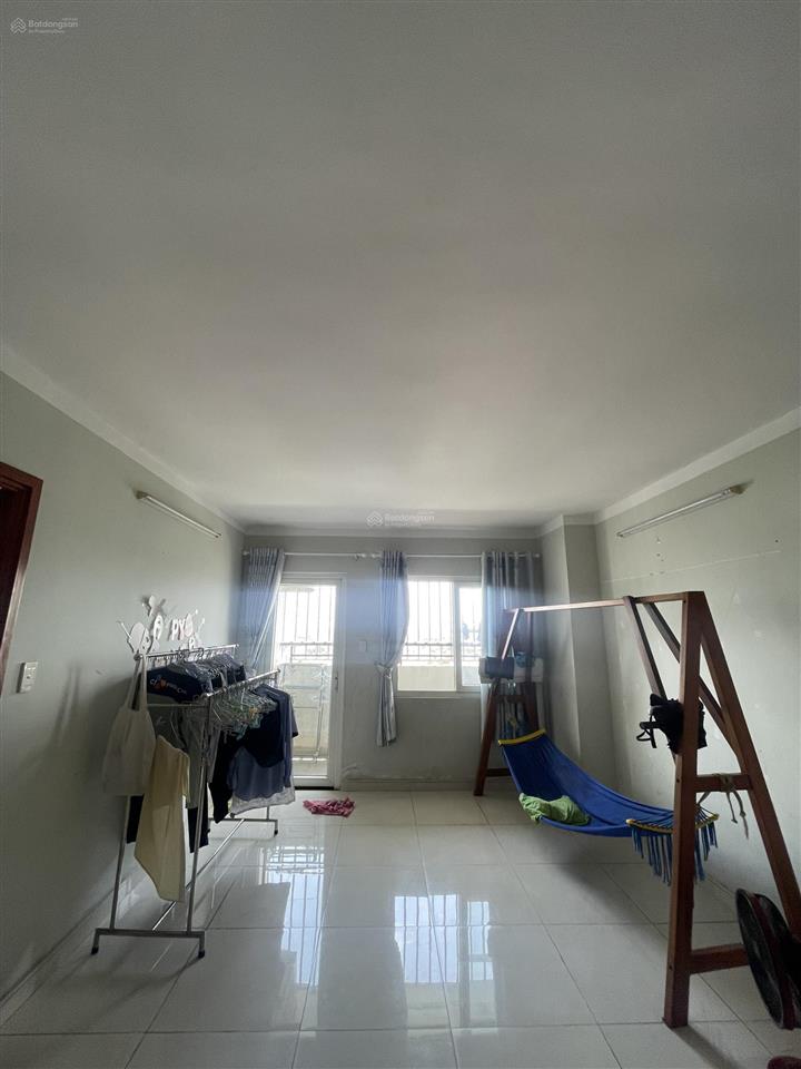 Bán căn 3pn 2wc 96m2 tầng cao view công viên c/c hiệp thành building đang làm sổ