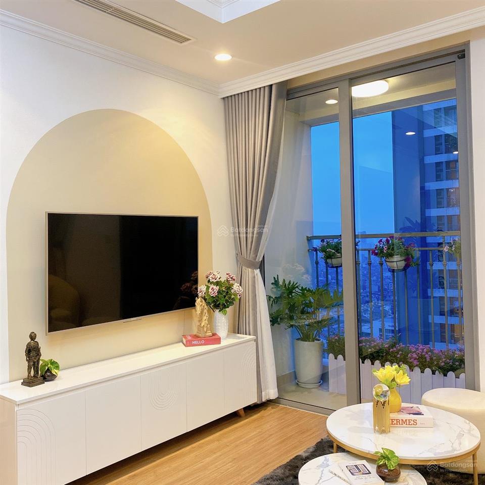 Cho thuê căn hộ 2pn đầy đủ nội thất tại vinhomes times city  park hill, 15 triệu, 64 m2