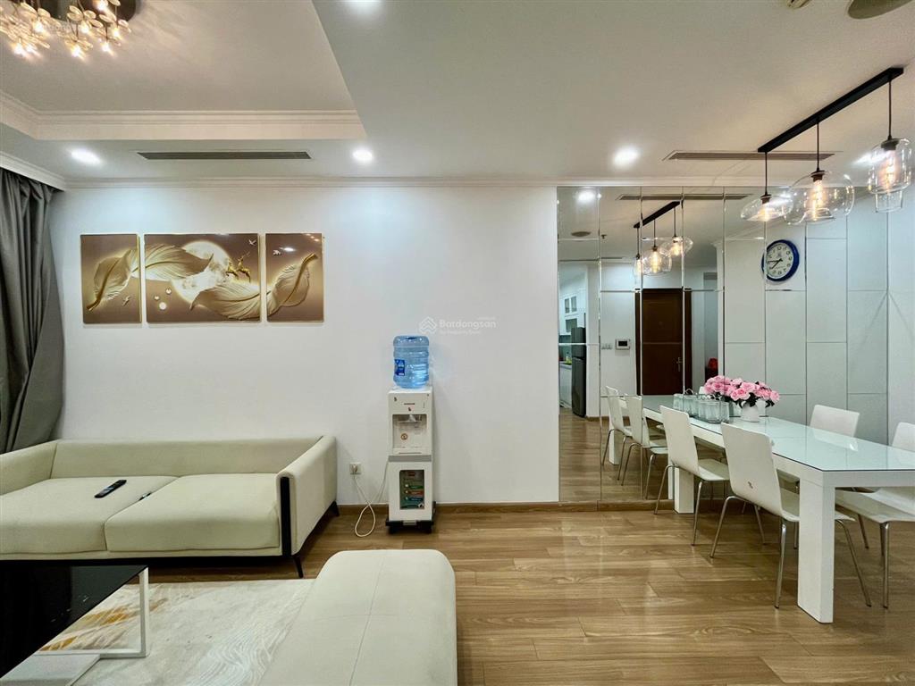 Cho thuê căn hộ 2pn, 2wc, 79m2 tại park hill premium  times city, 15 triệu vnd, view đẹp