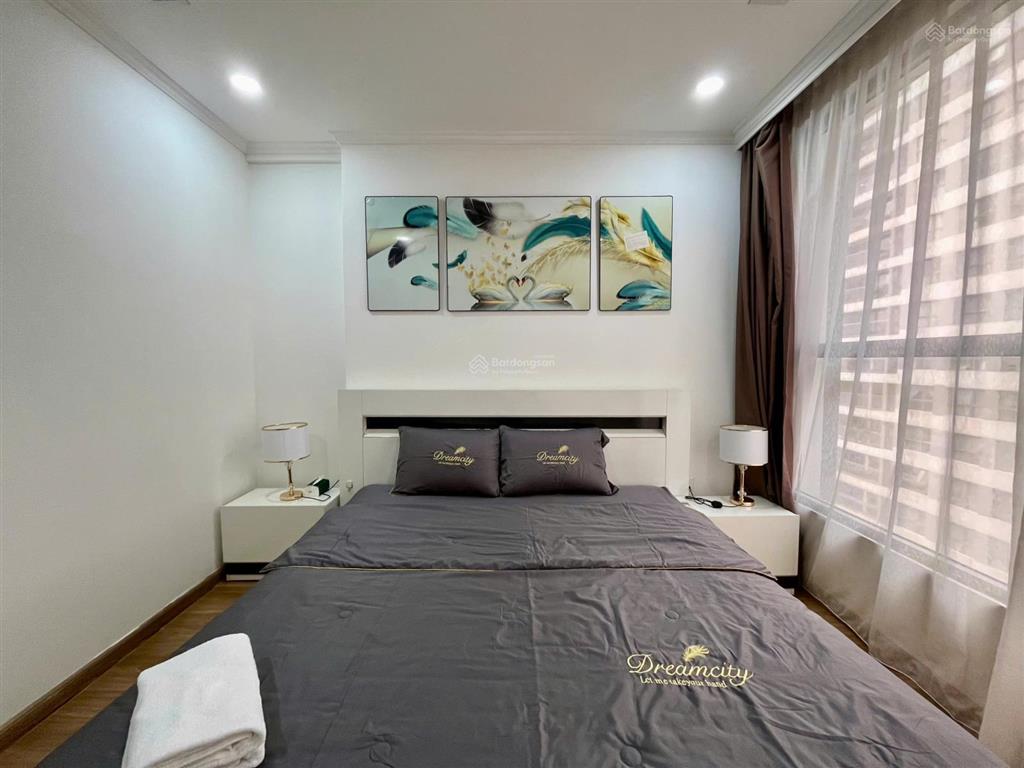 Cho thuê căn hộ 2pn, 2wc, 79m2 tại park hill premium  times city, 15 triệu vnd, view đẹp