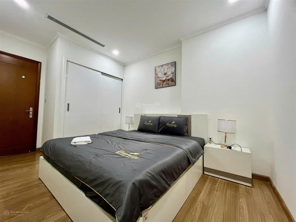 Cho thuê căn hộ 2pn, 2wc, 79m2 tại park hill premium  times city, 15 triệu vnd, view đẹp