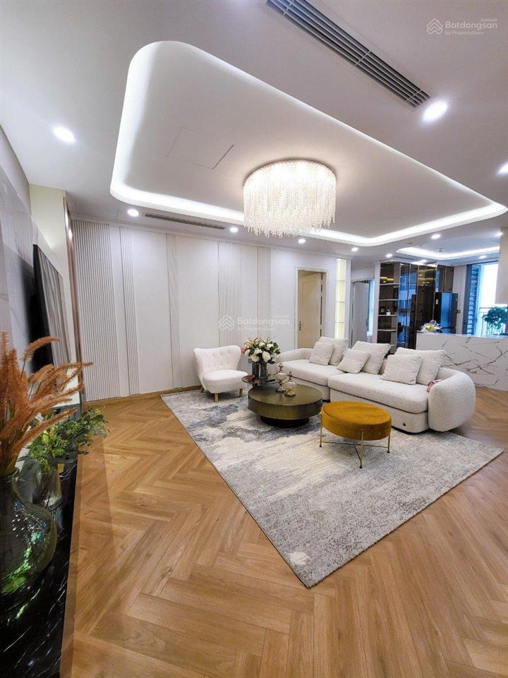 Cho thuê căn hộ 4pn, 3wc, 150m2 tại park hill premium  times city, giá siêu hời, 30 triệu vnd