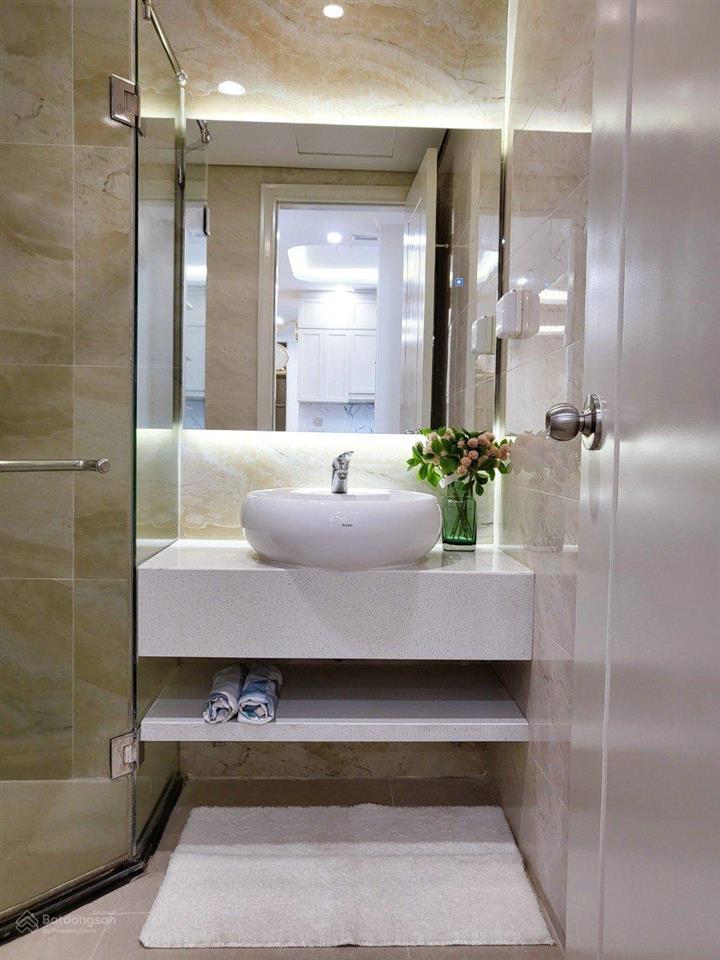 Cho thuê căn hộ 4pn, 3wc, 150m2 tại park hill premium  times city, giá siêu hời, 30 triệu vnd