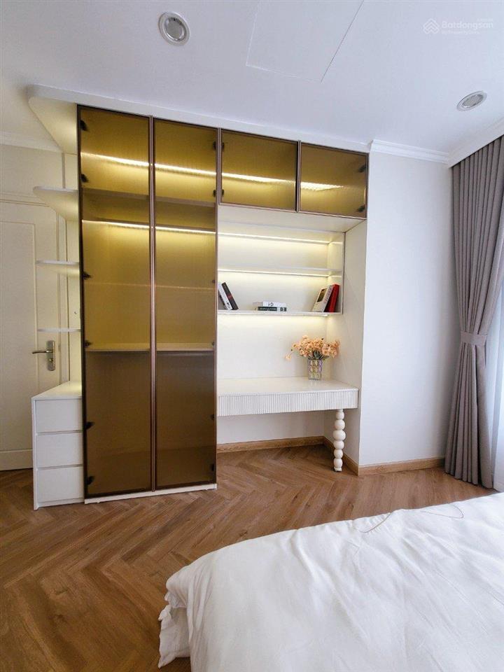 Cho thuê căn hộ 4pn, 3wc, 150m2 tại park hill premium  times city, giá siêu hời, 30 triệu vnd