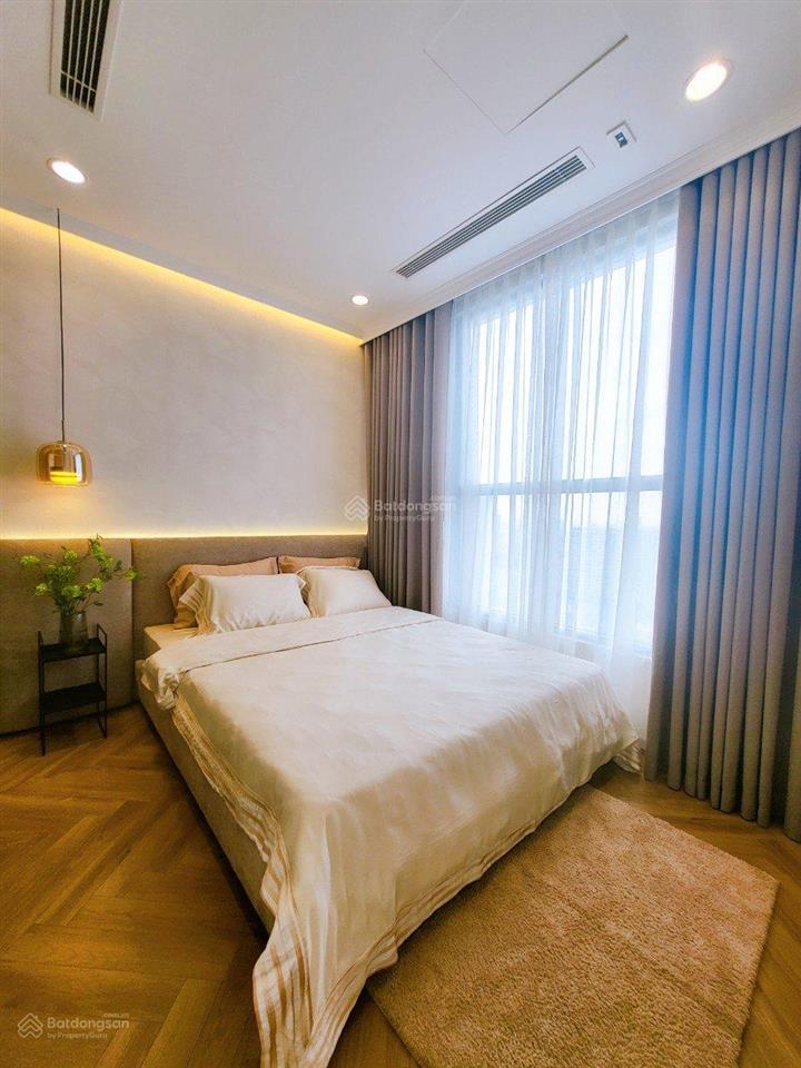 Cho thuê căn hộ 4pn, 3wc, 150m2 tại park hill premium  times city, giá siêu hời, 30 triệu vnd