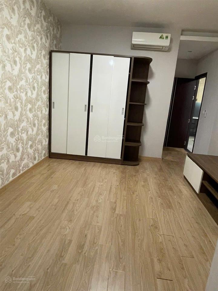 Cho thuê căn hộ the era town quận 7, căn góc 90m2, 2pn, view sông, giá 10 triệu/tháng