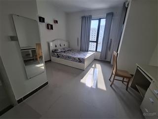 161 m2 căn góc, thoáng mát giá 4 tỷ 750 có 3 phòng ngủ, 1 phòng gia nhân thoáng mát 0909 770 ***