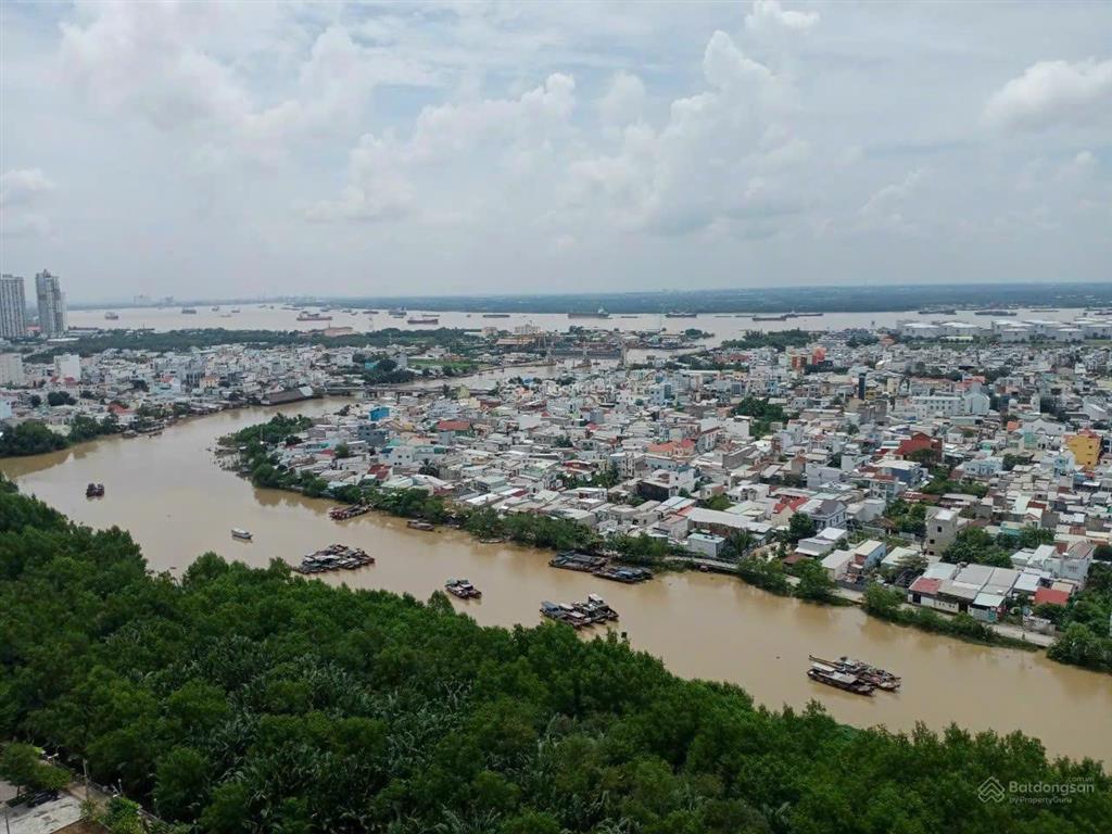 Căn hộ 85 m2 có 2 pn, 3 wc hướng nam, thoáng mát cần bán giá 3 tỷ  0909 770 ***