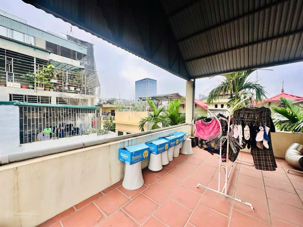 Cần bán gấp nhà phố nhật chiêu tây hồ 105m 5 tầng mt 8m lô góc oto vào nhà view hồ giá đầu tư