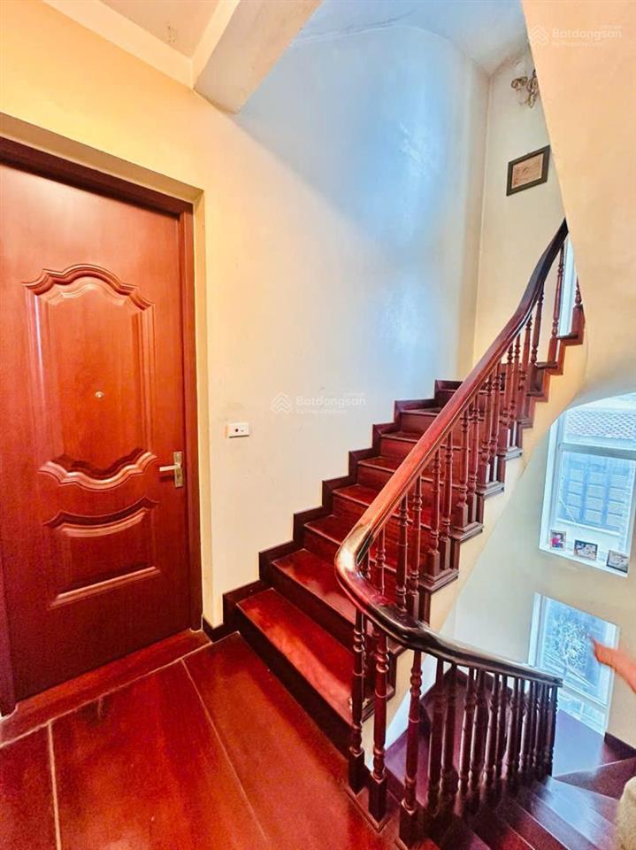 Cần bán gấp nhà phố nhật chiêu tây hồ 105m 5 tầng mt 8m lô góc oto vào nhà view hồ giá đầu tư