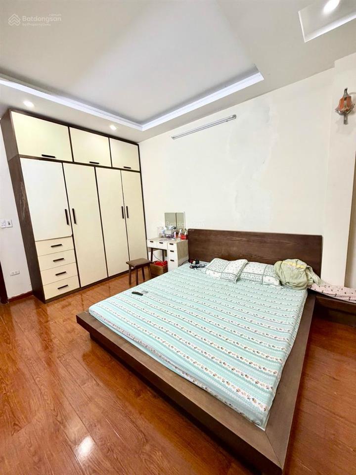 Chính chủ cần bán gấp nhà phố quang trung trần hưng đạo hoàn kiếm 5 tầng mt 5.3m giá 10 tỷ