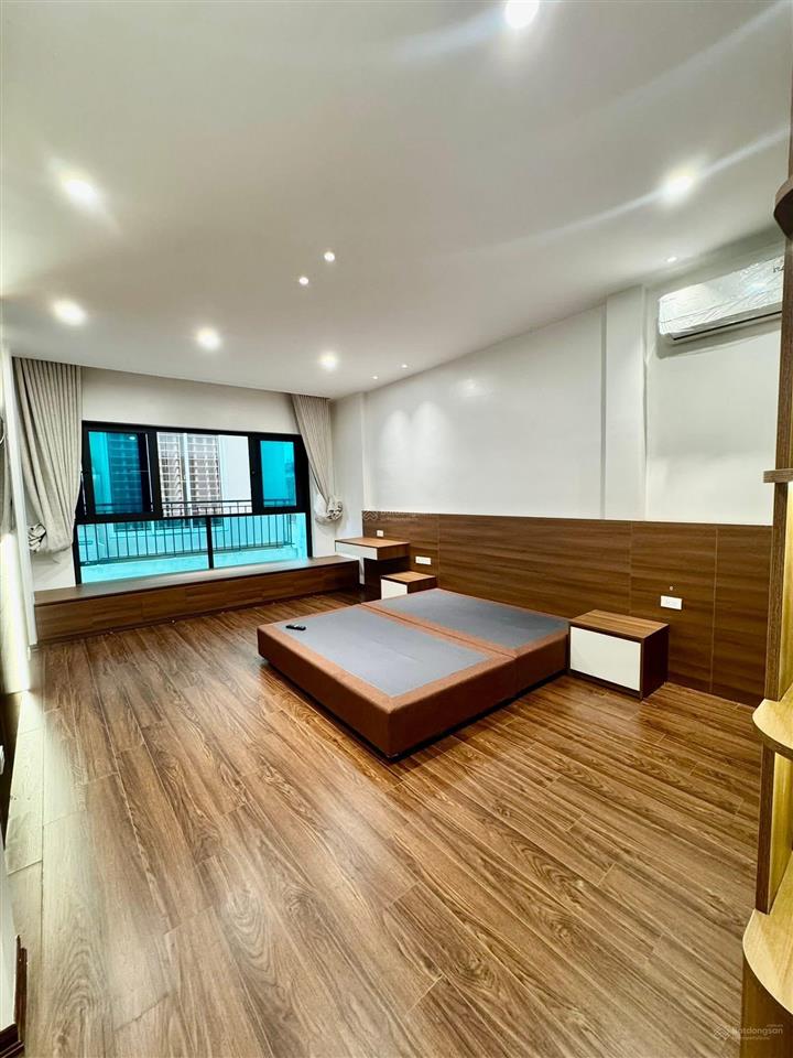 Bán gấp siêu phẩm thuỵ khuê nguyễn đình thi tây hồ 68m 6 tầng thang máy nhỉnh25 tỷ view hồ