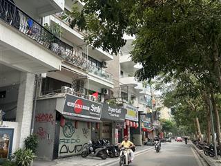 Nhật chiêu duy nhất 1 nhà bán 3 bước ra hồ tây ô tô 5m  diện tích 60m2 5 tầng sát phố ở luôn