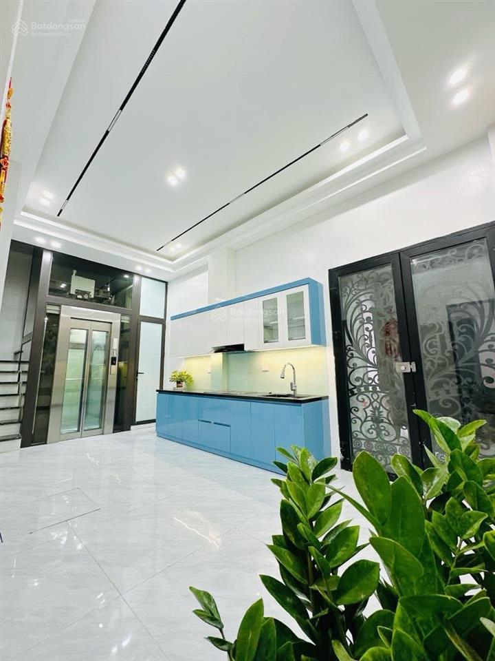 Hàng bún ba đình 5 tầng thang máy full nội thất ở ngay nhỉnh 9 tỷ tl mạnh