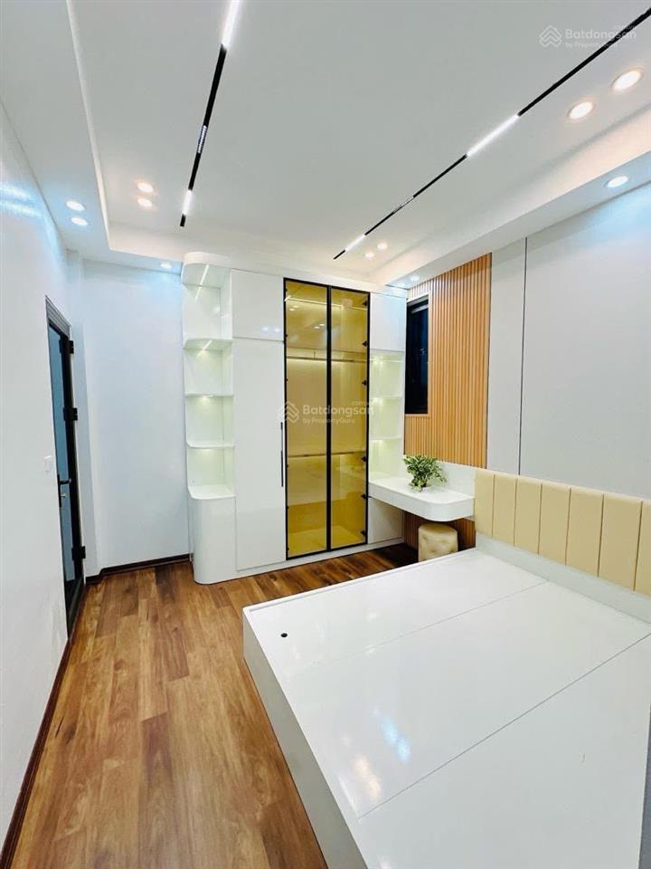 Hàng bún ba đình 5 tầng thang máy full nội thất ở ngay nhỉnh 9 tỷ tl mạnh