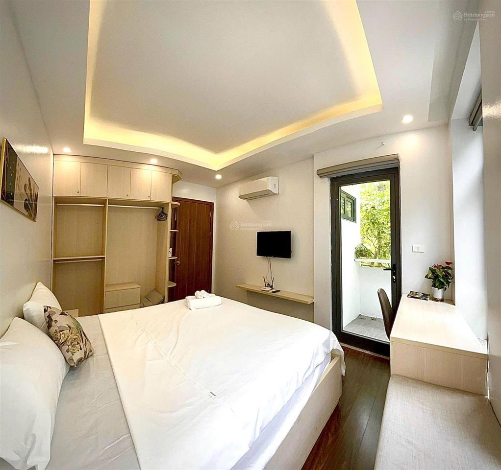 Bán nhà phố từ hoa yên hoa tây hồ 70m2  8t thang máy giá hơn 39 tỷ có thương lượng