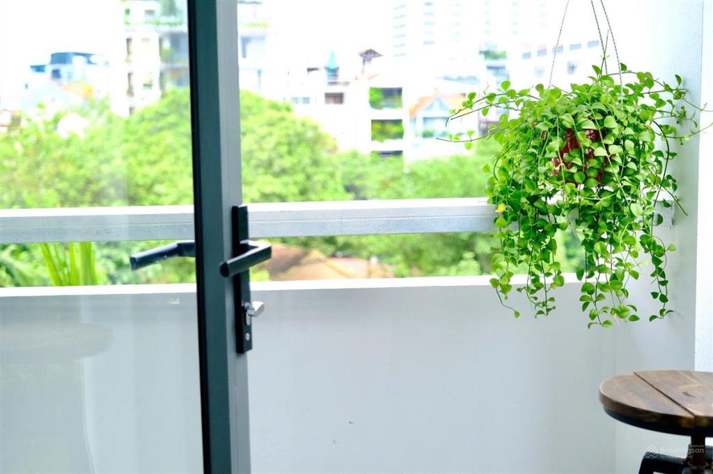 Bán nhà phố từ hoa yên hoa tây hồ 70m2  8t thang máy giá hơn 39 tỷ có thương lượng