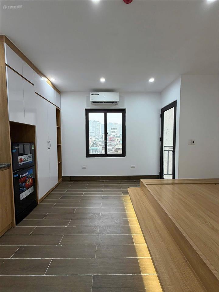 Chính chủ bán gấp nhà phố từ hoa xuân diệu quảng an tây hồ 35m 8 tầng tháng máy lô góc view hồ