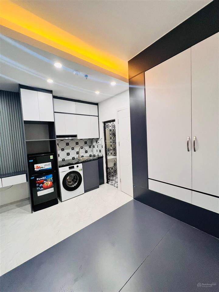 Chính chủ bán gấp nhà phố nguyễn đình thi thuỵ khuê tây hồ 7 tầng thang máy hơn 18 tỷ view trọn hồ