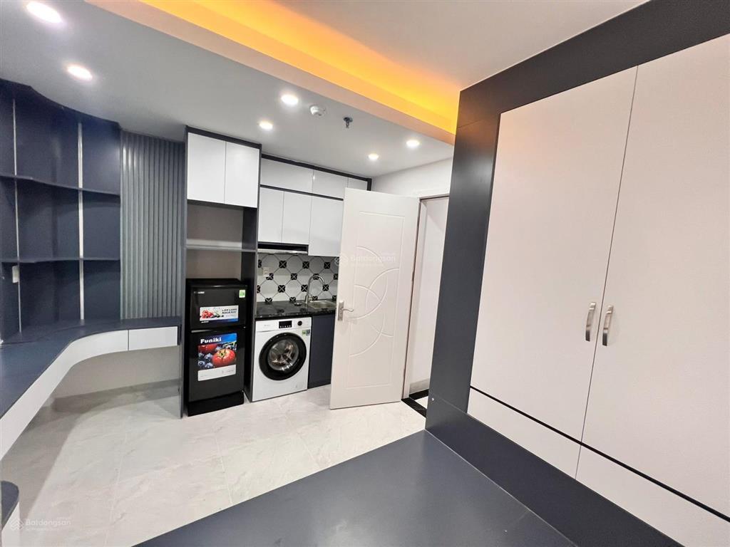 Chính chủ bán gấp nhà phố nguyễn đình thi thuỵ khuê tây hồ 7 tầng thang máy hơn 18 tỷ view trọn hồ