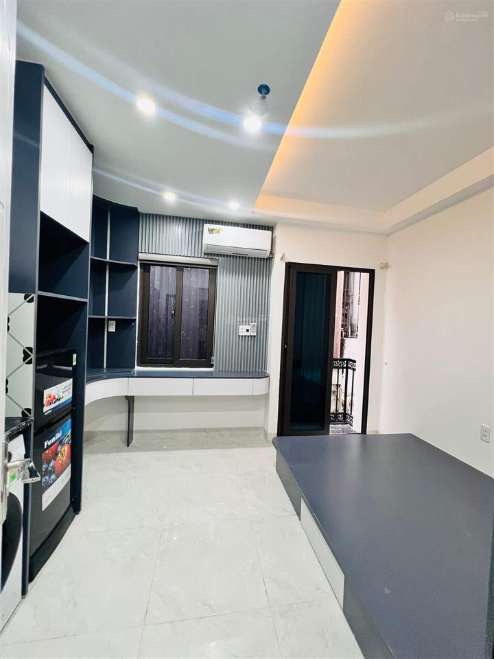 Chính chủ bán gấp nhà phố nguyễn đình thi thuỵ khuê tây hồ 7 tầng thang máy hơn 18 tỷ view trọn hồ