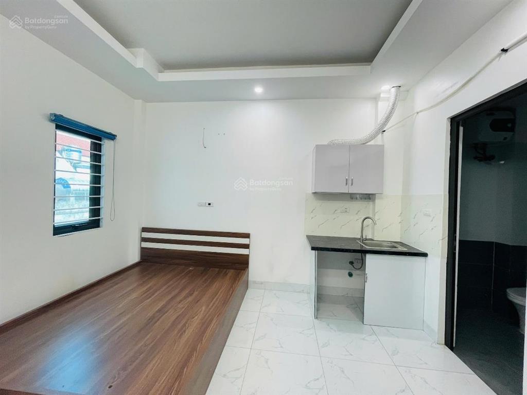 Bán toà ccmn 47m2 6 tầng thang máy 9phòng full đồ 9,95 tỷ