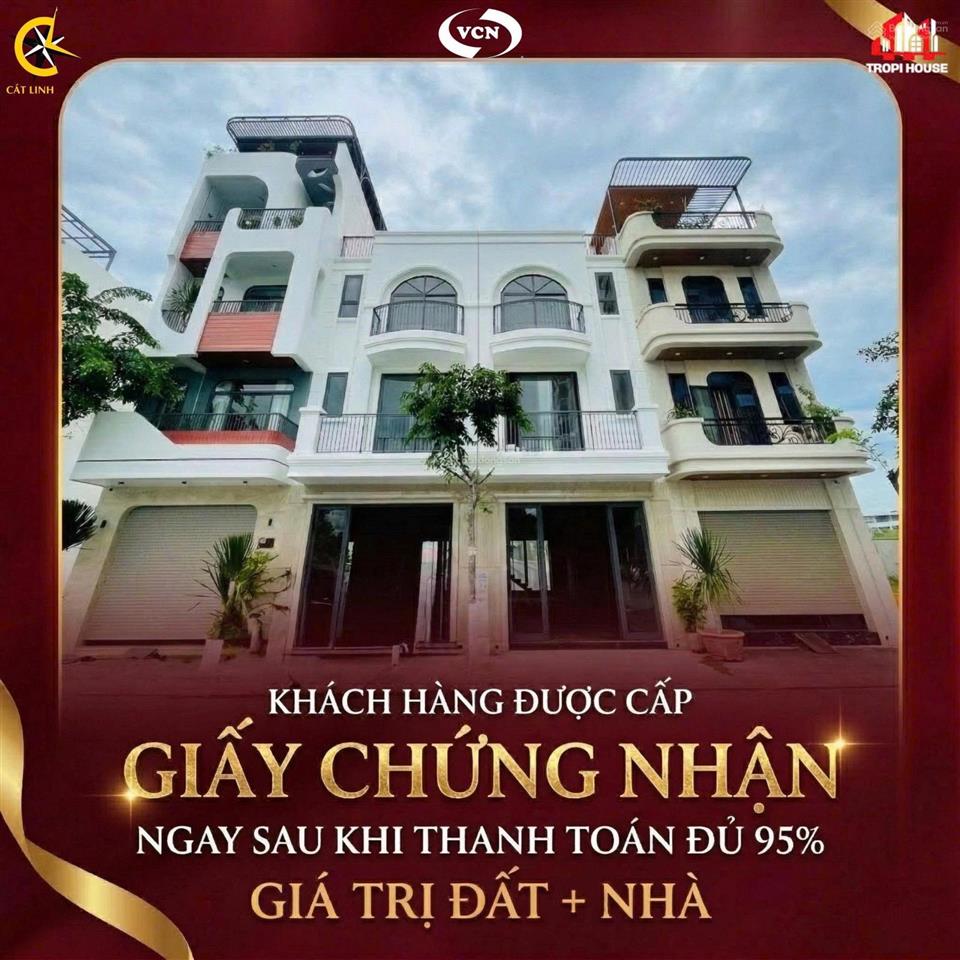 Bán nhà phố cam kết lợi nhuận có hỗ trợ vay ngân hàng tại kđt vcn phước long.  0908 208 ***