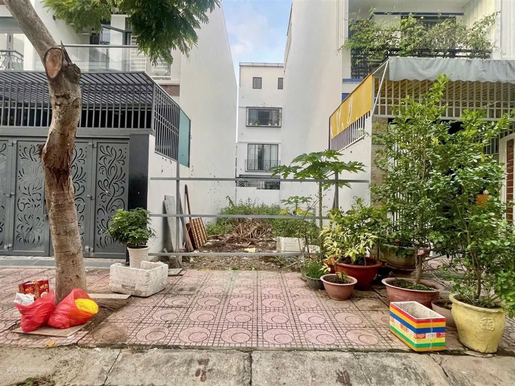 Bán lô đất nền dự án đường số 10 gần công viên tại kđt hà quang 2  0908 208 ***