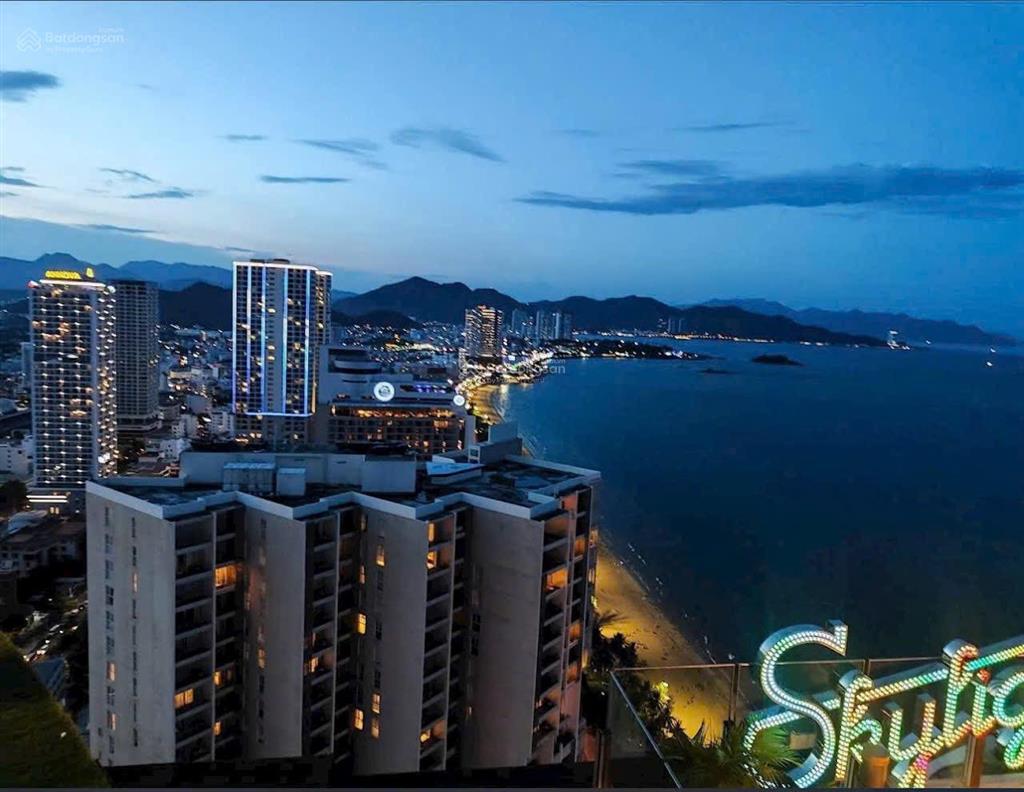 Bán căn hộ cao cấp 5 sao full nội thất view thấy biển tại havana trần phú  0908 208 ***